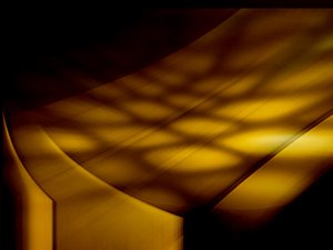 多倫縣服務業有限責任公司